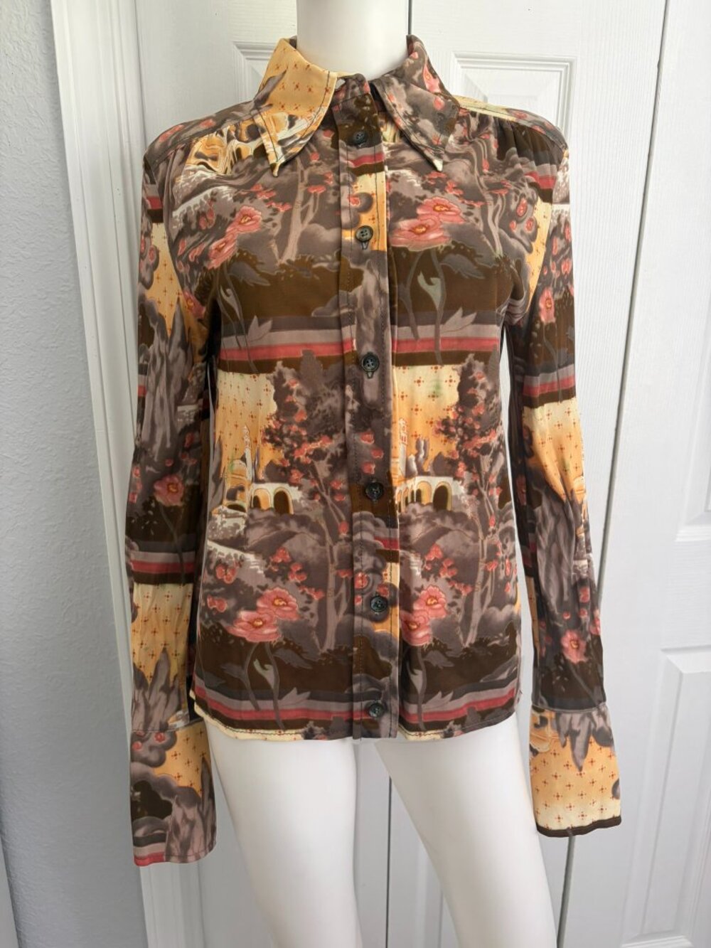 Vintage 70s unisex novelty print long sleeve button up shirt